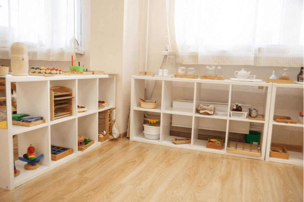 montessori shelves 6 1